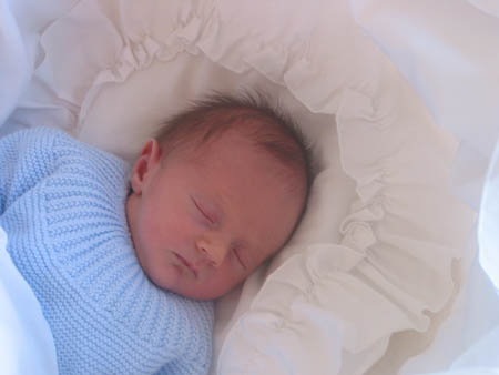 105-0560_IMG